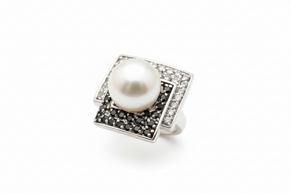 Diamond pearl ring
