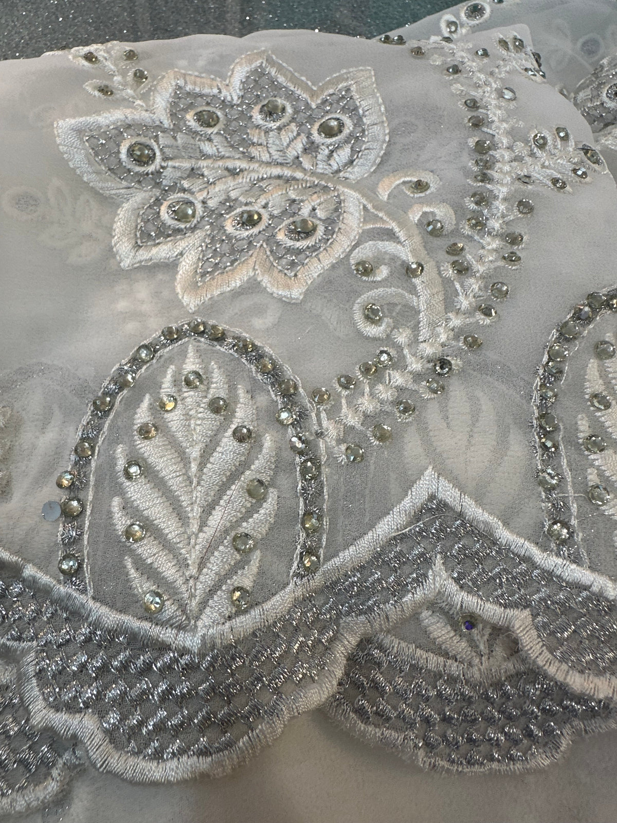 White and silver detailed Dubai scarf
