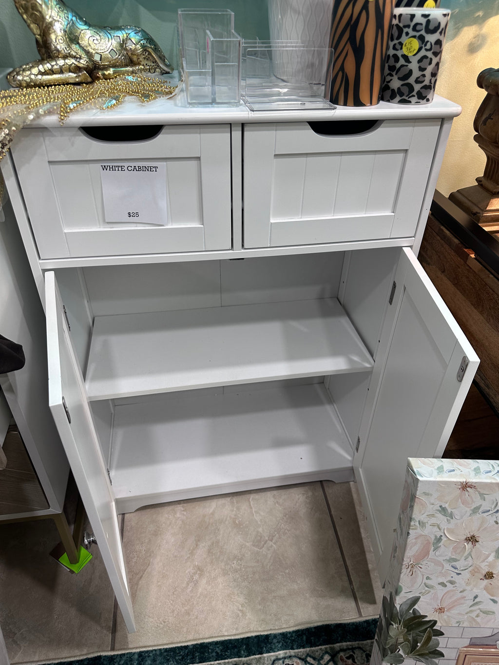 White cabinet $25 in store pickup only