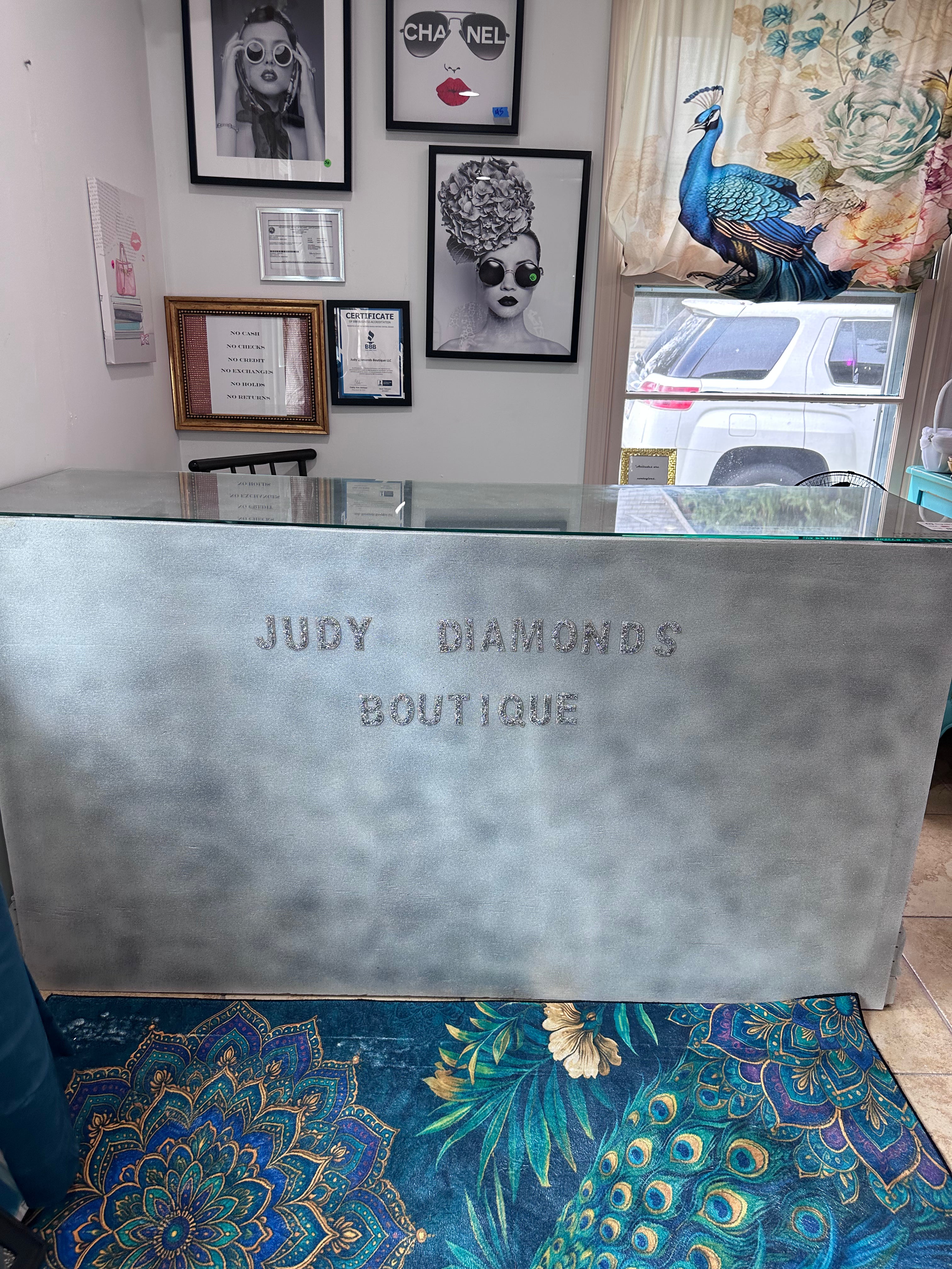 Boutique Counter $275- pick up at store