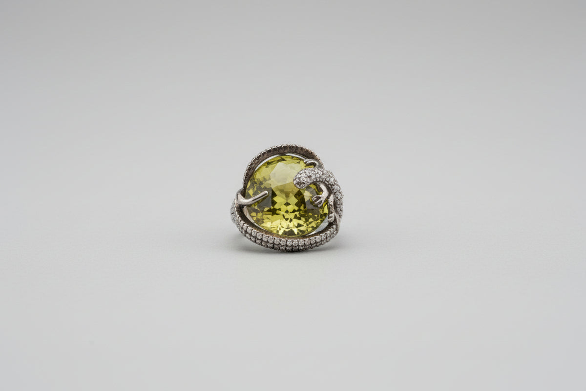 Unique Olive Ring - Size 7 - Vintage Style